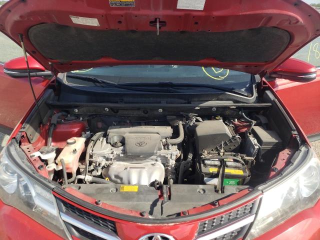 Photo 7 from auction – 2015 TOYOTA RAV4 XLE with VIN JTMWFREV5FJ039252
