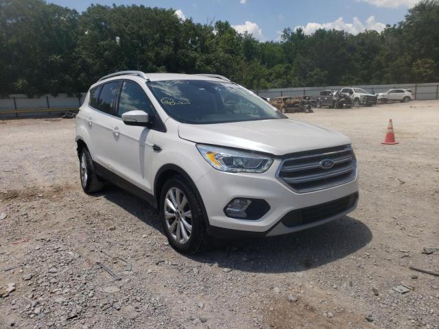 FORD ESCAPE TIT 2017 с VIN 1FMCU0JD2HUC76750 - Фото с аукциона