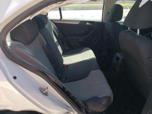 Photo 6 from auction – 2018 VOLKSWAGEN JETTA S with VIN 3VW2B7AJ0JM237392