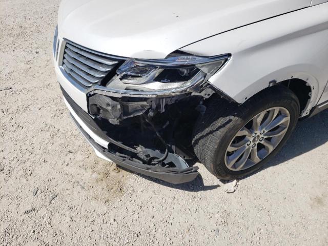 Photo 9 from auction – 2016 LINCOLN MKC SELECT with VIN 5LMCJ2C99GUJ15899