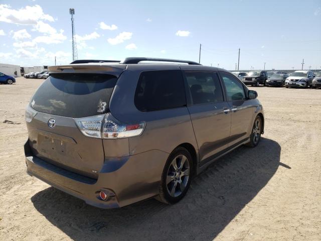 Photo 4 from auction – 2016 TOYOTA SIENNA SE with VIN 5TDXK3DC5GS748751