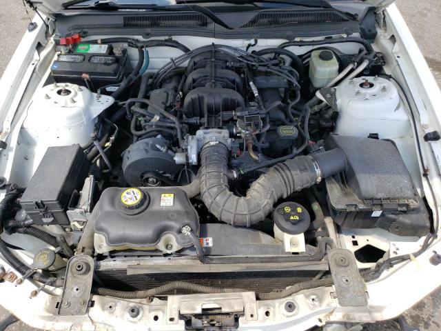 Photo 7 from auction – 2005 FORD MUSTANG with VIN 1ZVFT80N355113816