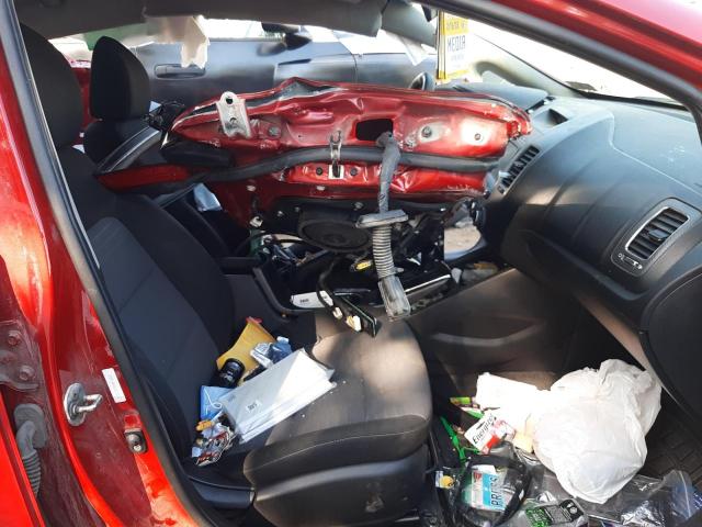 Photo 5 from auction – 2017 KIA FORTE LX with VIN 3KPFL4A76HE119887