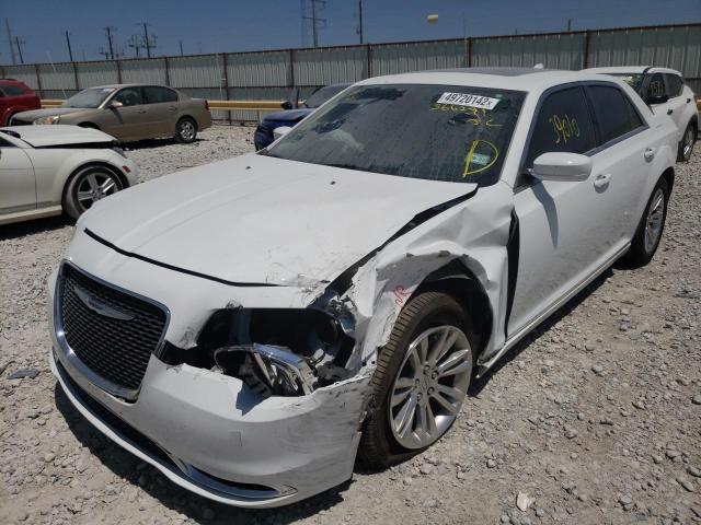 Photo 2 from auction – 2019 CHRYSLER 300 TOURIN with VIN 2C3CCAAG3KH566291