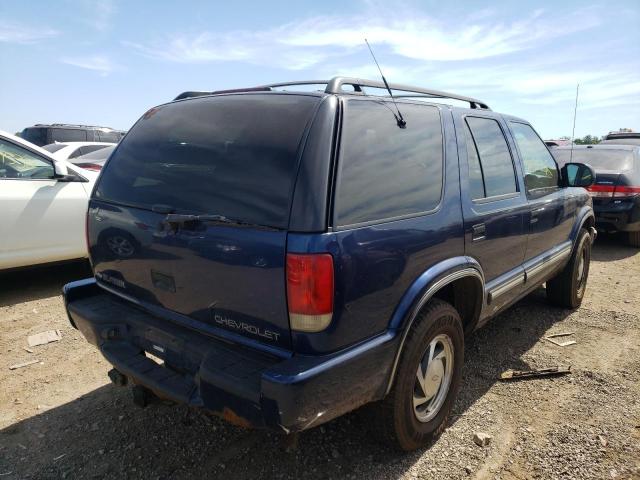 Photo 4 from auction – 2001 CHEVROLET BLAZER with VIN 1GNDT13W812221034