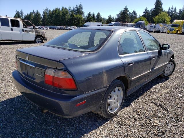 Photo 4 from auction – 1997 HONDA ACCORD LX with VIN JHMCD5638VC021652