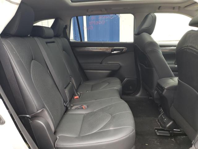 Photo 6 from auction – 2020 TOYOTA HIGHLANDER with VIN 5TDDZRBH0LS002380