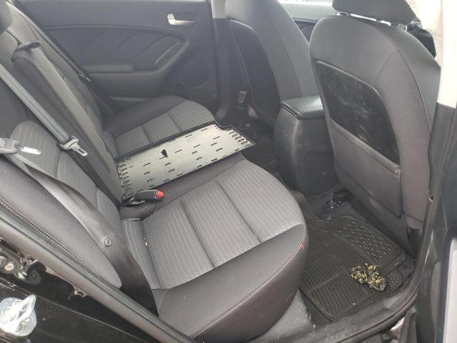 Photo 6 from auction – 2017 KIA FORTE LX with VIN 3KPFL4A71HE009815