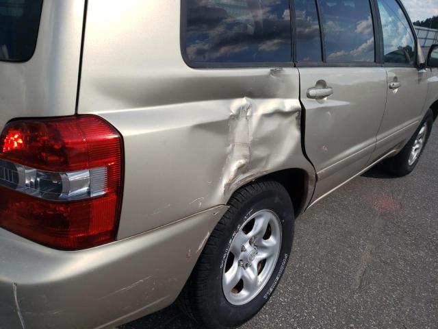 Photo 9 from auction – 2004 TOYOTA HIGHLANDER with VIN JTEGD21AX40104034