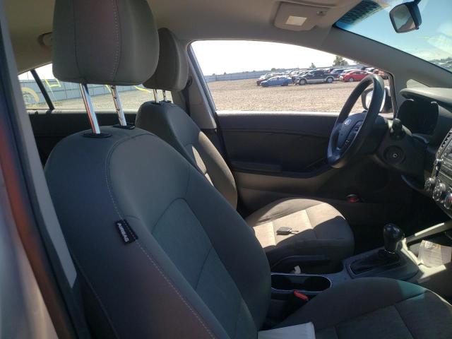 Photo 5 from auction – 2016 KIA FORTE LX with VIN KNAFK4A65G5508568