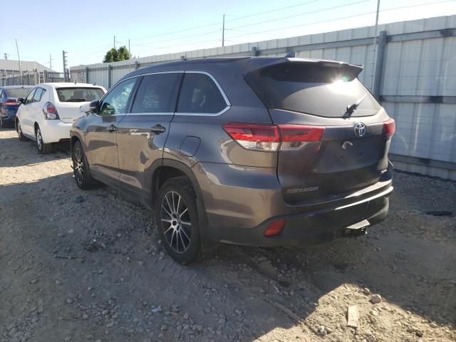 Photo 3 from auction – 2017 TOYOTA HIGHLANDER with VIN 5TDJZRFH0HS438263