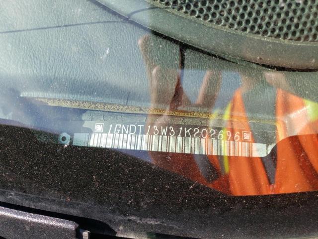 Photo 10 from auction – 2001 CHEVROLET BLAZER with VIN 1GNDT13W31K202696
