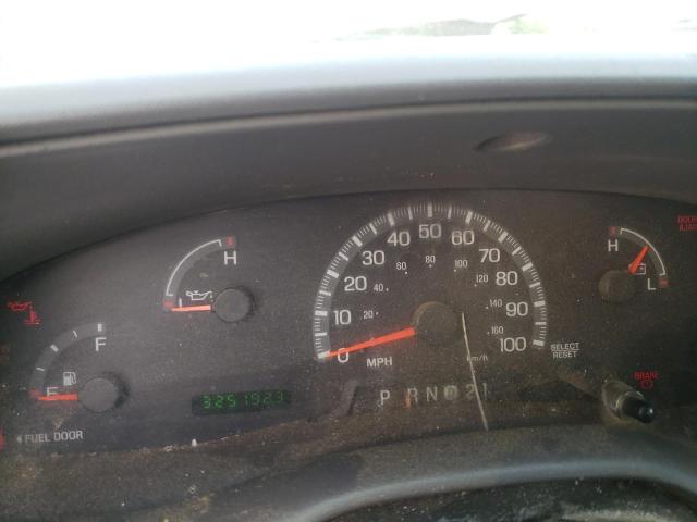 Photo 8 from auction – 2000 FORD F150 with VIN 1FTRF17W2YNA47972