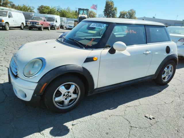 Photo 2 from auction – 2007 MINI COOPER with VIN WMWMF33587TT53987