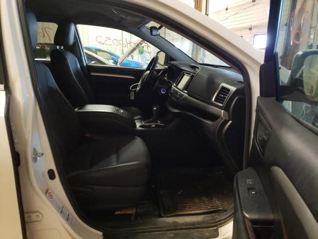 Photo 5 from auction – 2017 TOYOTA HIGHLANDER with VIN 5TDBZRFHXHS405162