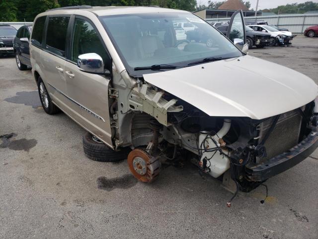CHRYSLER TOWN & COU 2013 with VIN 2C4RC1CG6DR571761 - Photo from auction