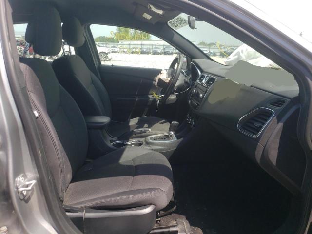 Photo 5 from auction – 2014 CHRYSLER 200 LX with VIN 1C3CCBAB2EN237989