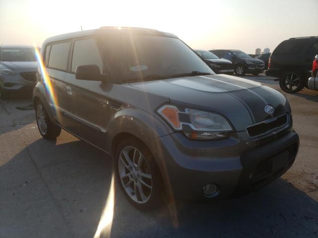 KIA SOUL + 2010 with VIN KNDJT2A22A7037812 - Photo from auction