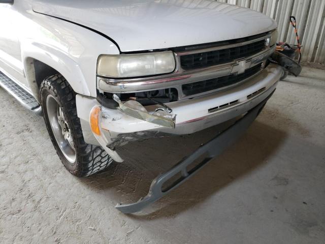 Photo 9 from auction – 2001 CHEVROLET SUBURBAN K with VIN 3GNFK16T11G272007