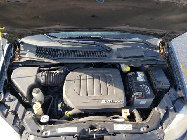 Photo 7 from auction – 2013 CHRYSLER TOWN & COU with VIN 2C4RC1BG2DR525622