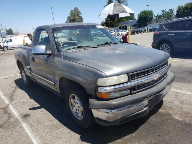CHEVROLET SILVERADO 2002 with VIN 1GCEC14V22Z148612 - Photo from auction