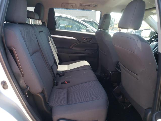 Photo 6 from auction – 2019 TOYOTA HIGHLANDER with VIN 5TDZARFH2KS042319