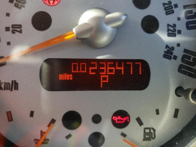 Photo 8 from auction – 2004 MINI COOPER with VIN WMWRC33434TJ57893