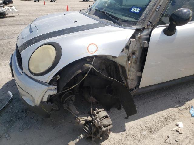 Photo 9 from auction – 2009 MINI COOPER S with VIN WMWMF73509TT94933