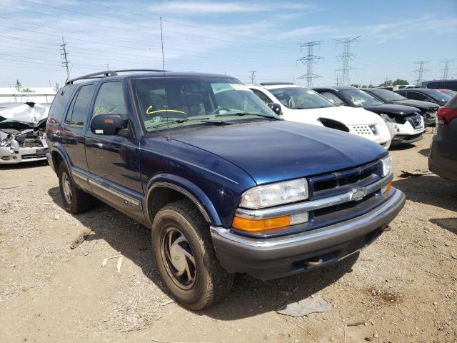 CHEVROLET BLAZER 2001 with VIN 1GNDT13W812221034 - Photo from auction