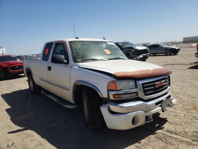 GMC NEW SIERRA 2004 with VIN 2GTEC19TX41209028 - Photo from auction