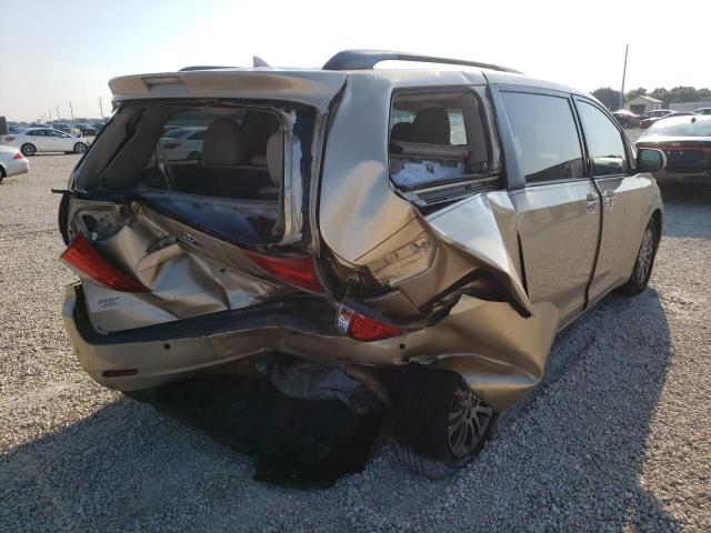 Photo 4 from auction – 2011 TOYOTA SIENNA XLE with VIN 5TDYK3DC8BS069473