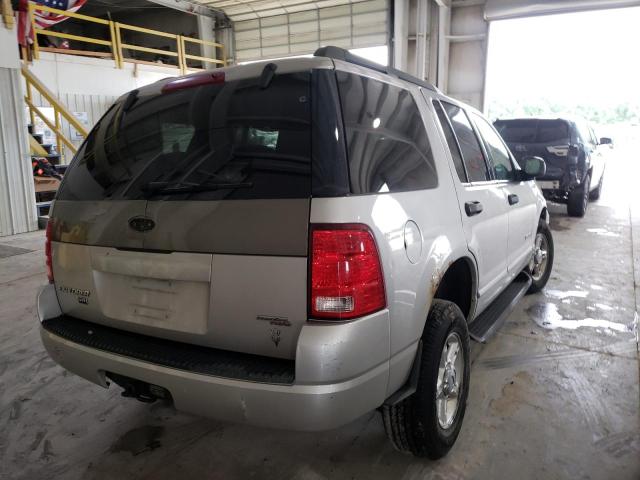 Photo 4 from auction – 2005 FORD EXPLORER X with VIN 1FMZU63W25UA06778