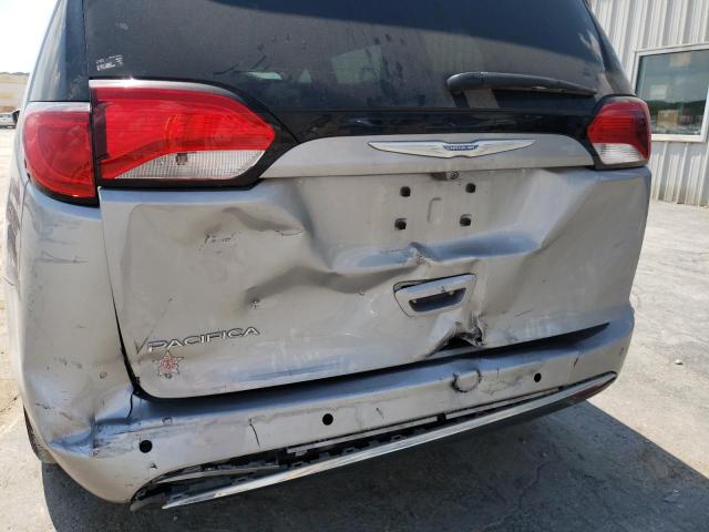 Photo 9 from auction – 2017 CHRYSLER PACIFICA T with VIN 2C4RC1EG9HR643829