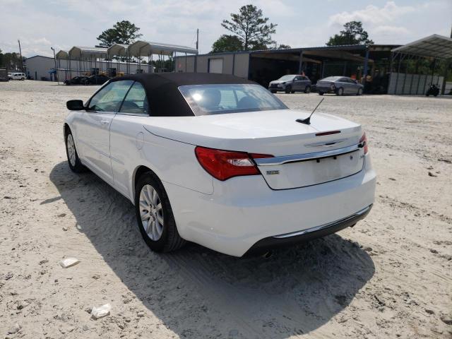 Photo 3 from auction – 2013 CHRYSLER 200 TOURIN with VIN 1C3BCBEG0DN659520