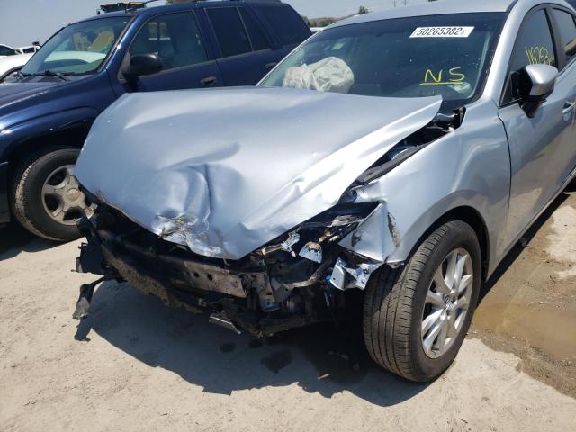 Photo 9 from auction – 2017 MAZDA MAZDA 3 with VIN 3MZBN1U74HM155342
