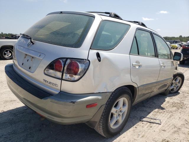 Photo 4 from auction – 2002 LEXUS RX 300 with VIN JTJGF10U620149292