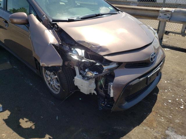 Photo 9 from auction – 2015 TOYOTA PRIUS V with VIN JTDZN3EU1FJ018886