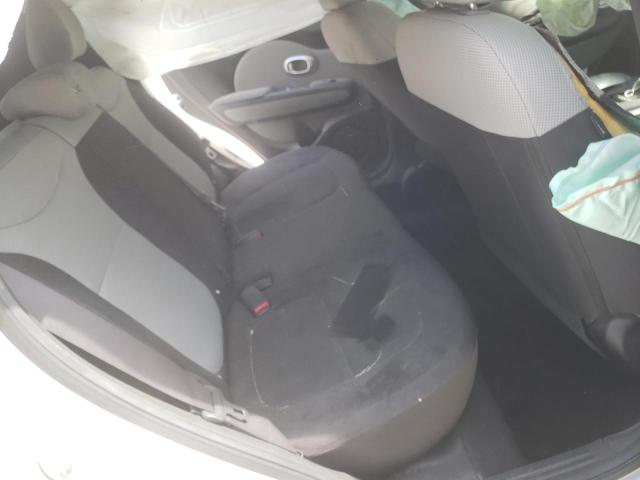 Photo 6 from auction – 2015 KIA SOUL with VIN KNDJN2A27F7752098