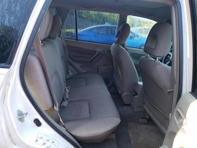 Photo 6 from auction – 2004 TOYOTA RAV4 with VIN JTEGD20V140030572