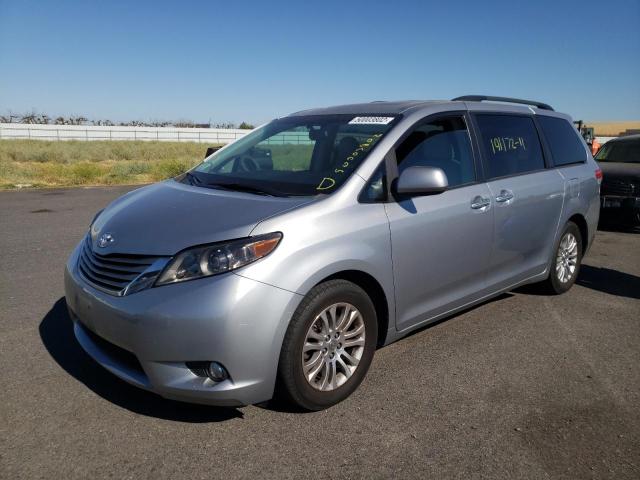 Photo 2 from auction – 2011 TOYOTA SIENNA XLE with VIN 5TDYK3DCXBS135943