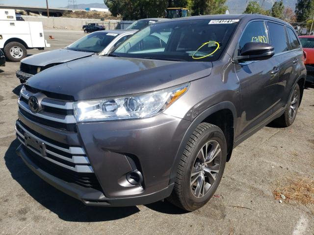 Photo 2 from auction – 2019 TOYOTA HIGHLANDER with VIN 5TDBZRFH3KS971512