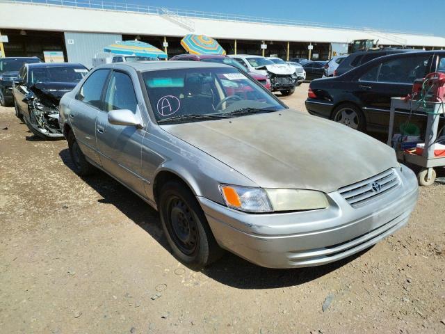 TOYOTA CAMRY CE 1998 with VIN JT2BF22K3W0113234 - Photo from auction