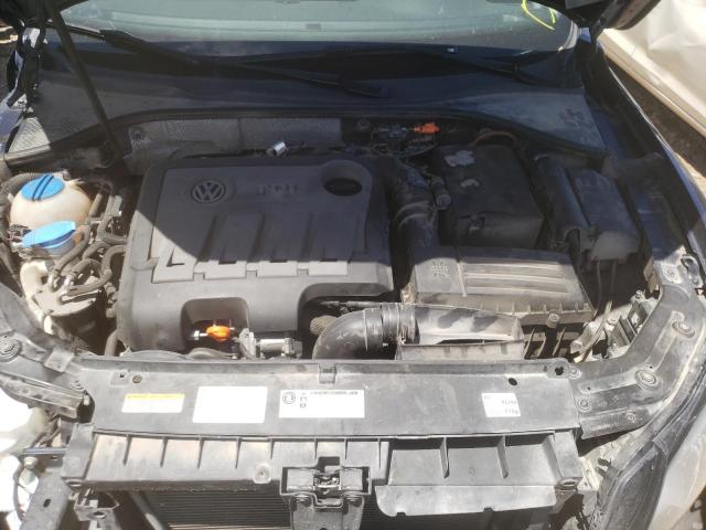 Photo 7 from auction – 2014 VOLKSWAGEN PASSAT SE with VIN 1VWBN7A38EC009916