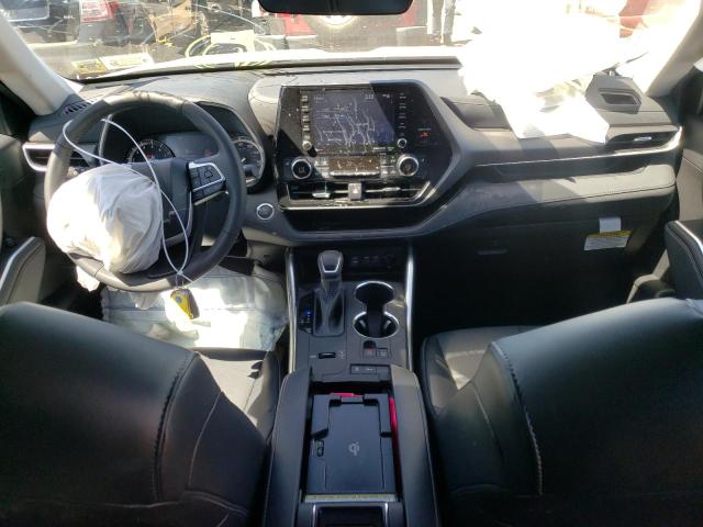 Photo 9 from auction – 2022 TOYOTA HIGHLANDER with VIN 5TDGZRAHXNS114427