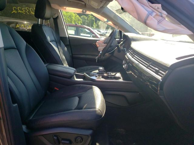 Photo 5 from auction – 2019 AUDI Q7 PREMIUM with VIN WA1LAAF75KD009948
