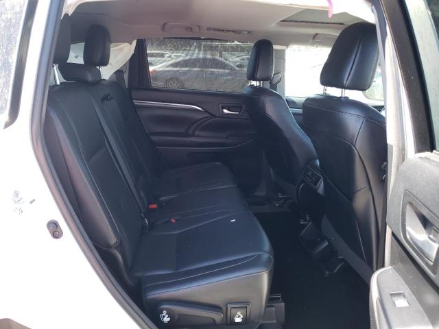 Photo 6 from auction – 2017 TOYOTA HIGHLANDER with VIN 5TDDZRFHXHS450286