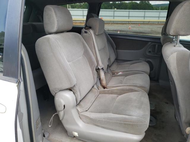 Photo 6 from auction – 2004 TOYOTA SIENNA CE with VIN 5TDZA23C14S203522