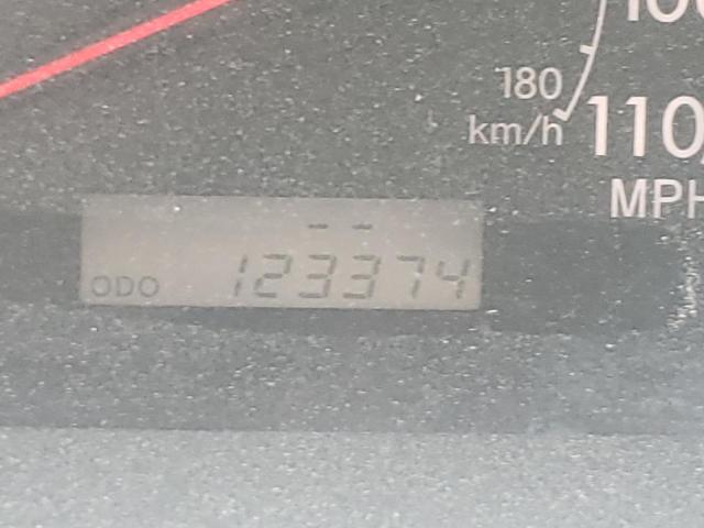 Photo 8 from auction – 2006 TOYOTA COROLLA CE with VIN 2T1BR32E06C663897