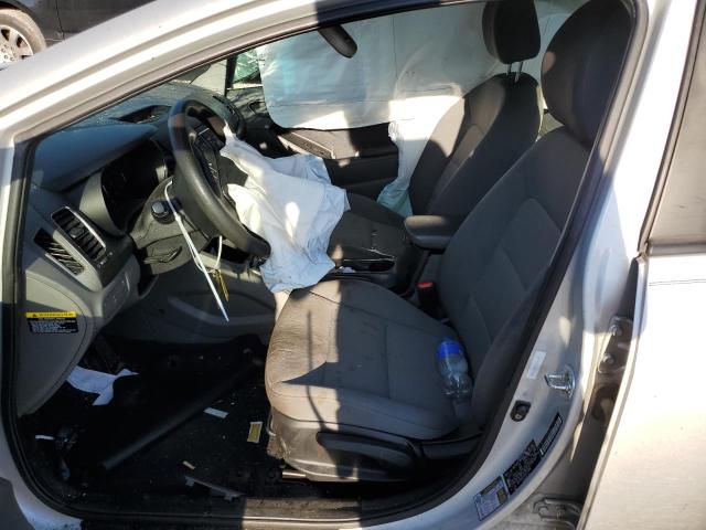 Photo 5 from auction – 2017 KIA FORTE LX with VIN 3KPFK4A71HE111084