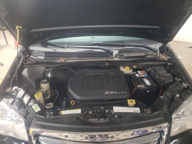 Photo 7 from auction – 2013 CHRYSLER TOWN & COU with VIN 2C4RC1CG8DR537580